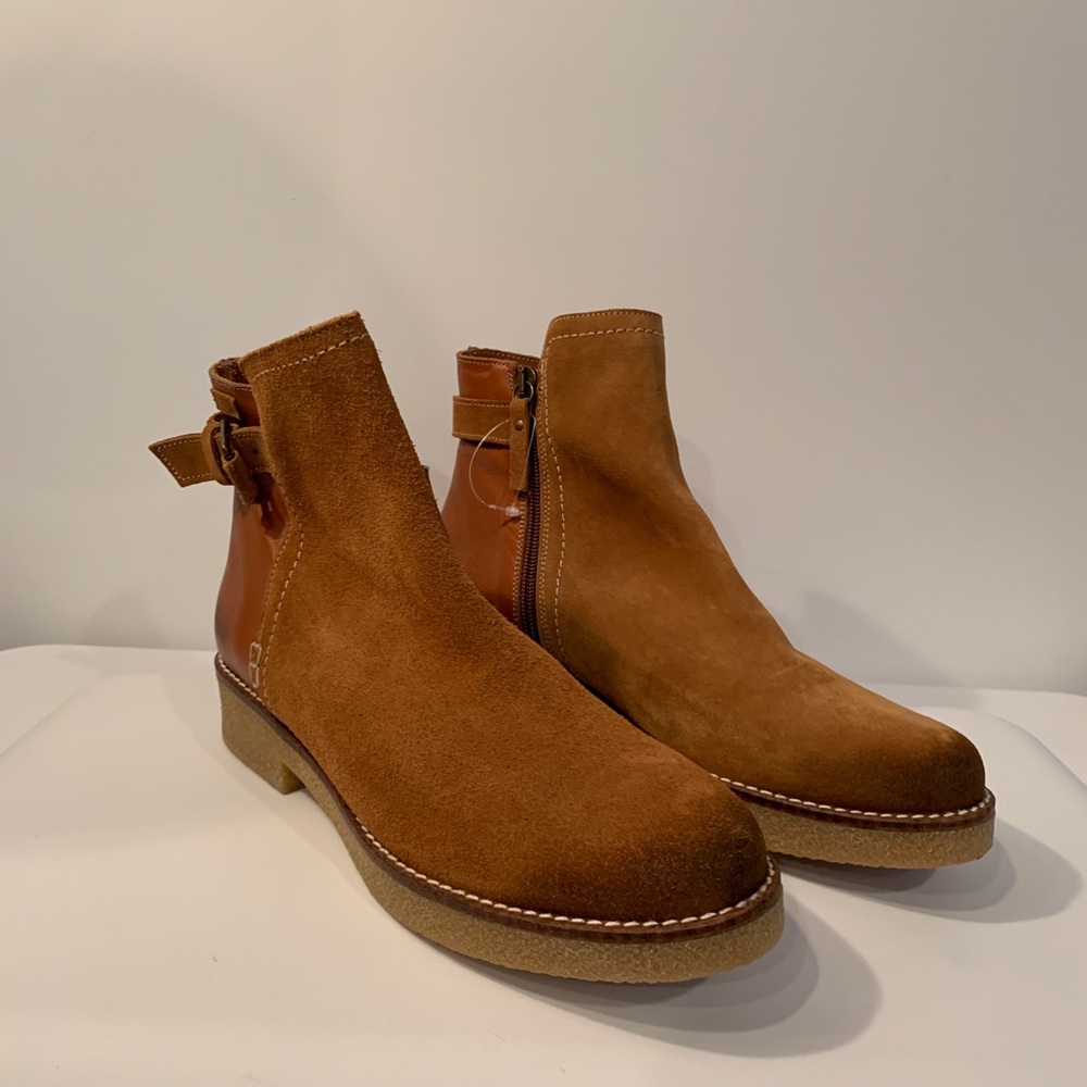 Sundance Casey Brown Suede  Boots